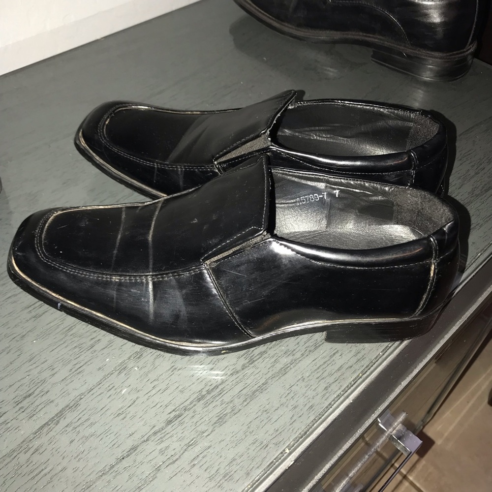 Black dress shoes for men : size 7